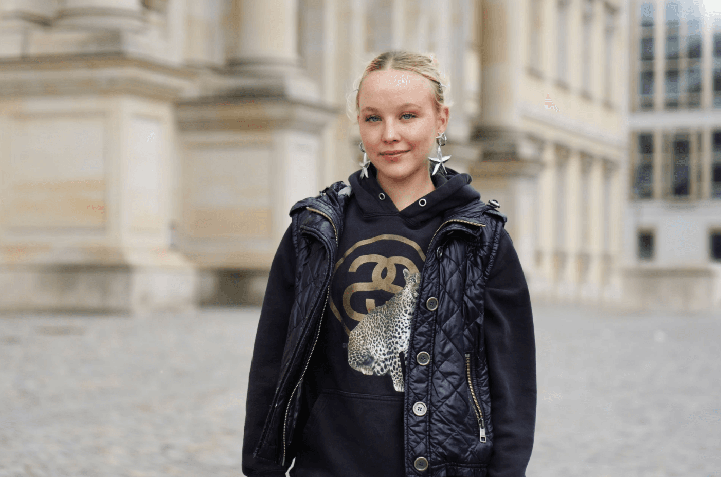 Emma, 18 Jahre, Babysitterin bei Royal Kids